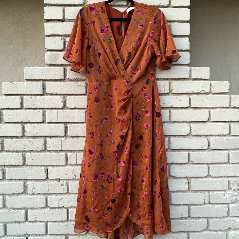 ASTR the Label Faux Wrap Floral Midi Dress in Rust - Size Large